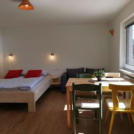 Apartma Pr' Stengarju Lejlighed Bohinjska Bela Eksteriør billede