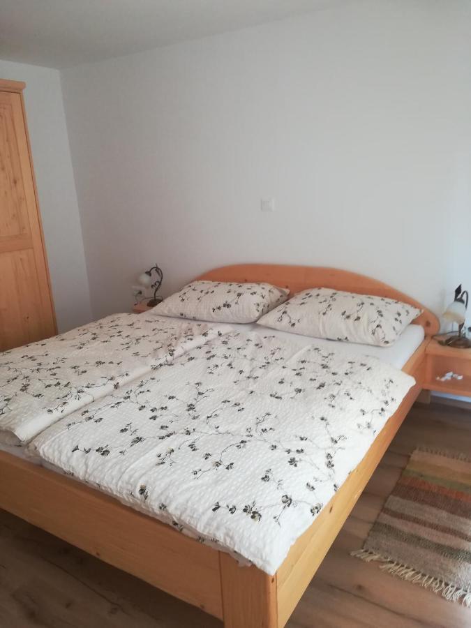 Apartma Pr' Stengarju Lejlighed Bohinjska Bela Eksteriør billede